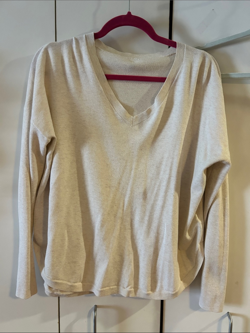 Lole Women's V-Neck Lightweight Cream Sweater